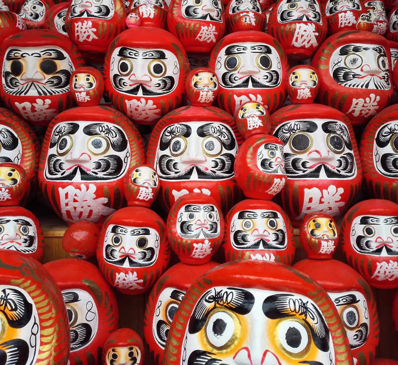 8 Fascinating Japanese Good Luck Charms and Symbols